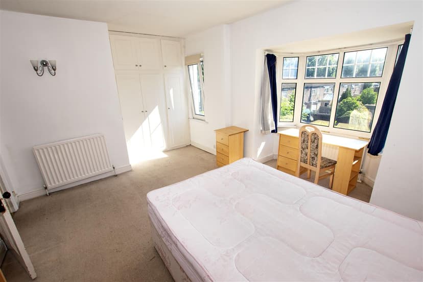 5, Umberslade Road - Image 6