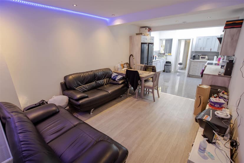 195, Heeley Road - Image 14