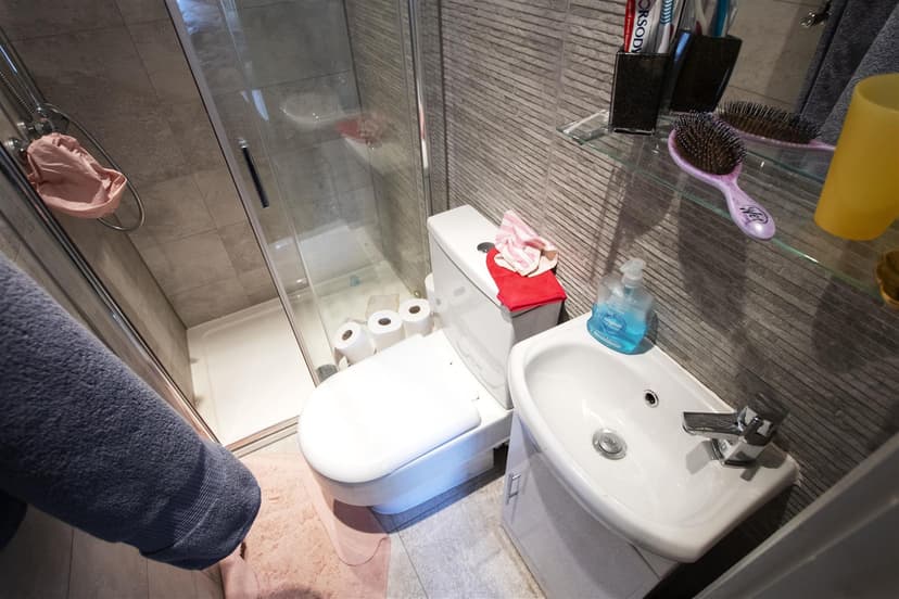 195, Heeley Road - Image 4