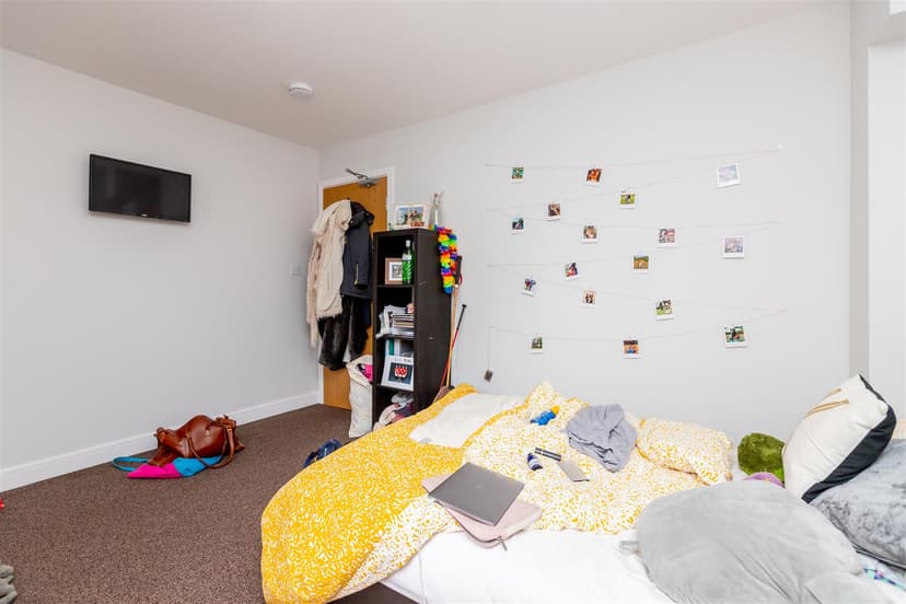 31, Luton Road - Image 10