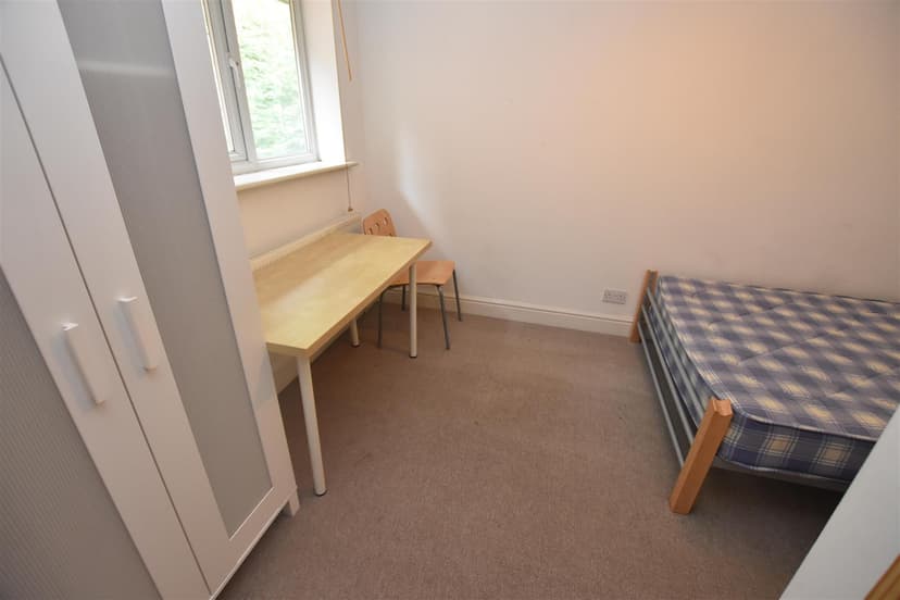 134, Heeley Road - Image 5