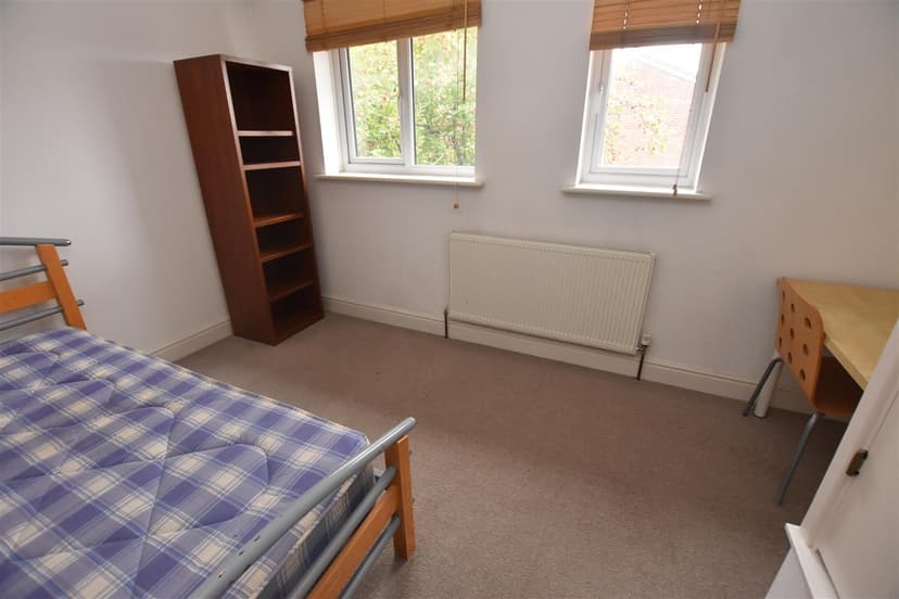 134, Heeley Road - Image 4