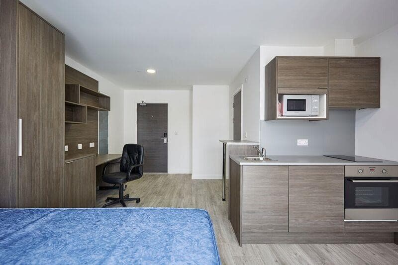 QED, Studio 5, Frederick Road - Image 2