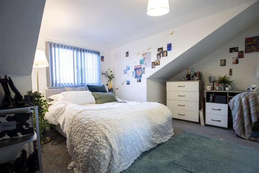 140, Tiverton Road - Image 8