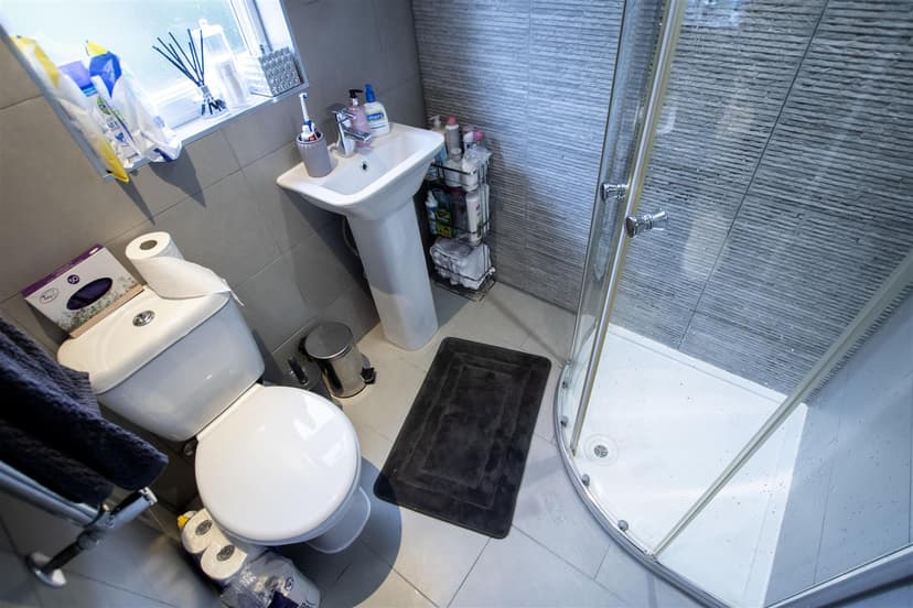 73, Harrow Road - Image 2