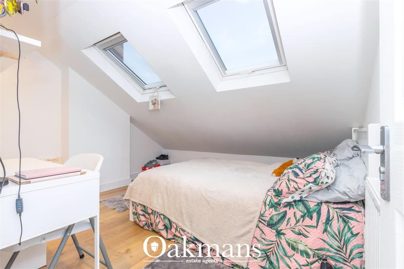 Warwards Lane - Image 5