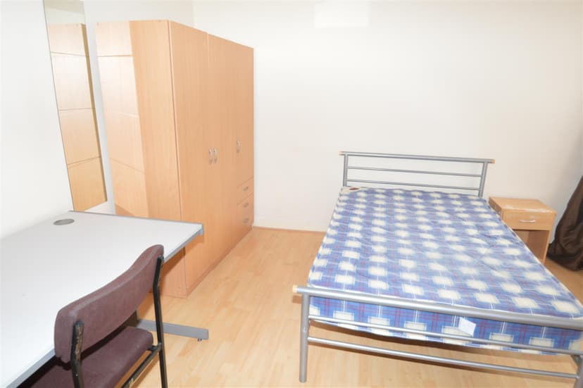 Pershore Road - Image 1