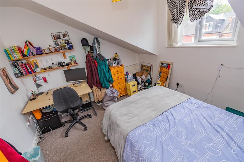 203, Dawlish Road - Image 13