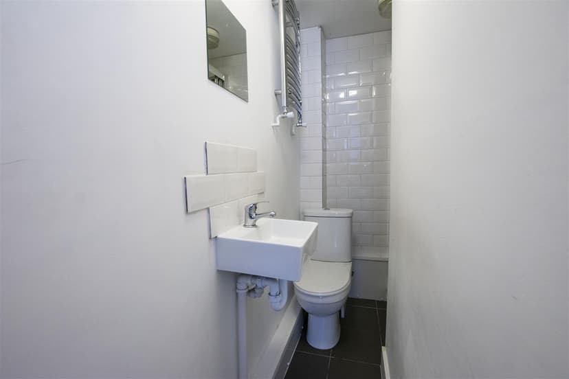 24, George Road - Image 12