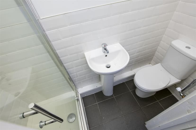 24, George Road - Image 10