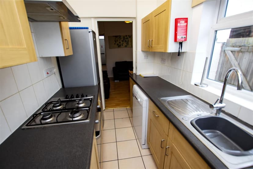 Gleave Road - Image 9