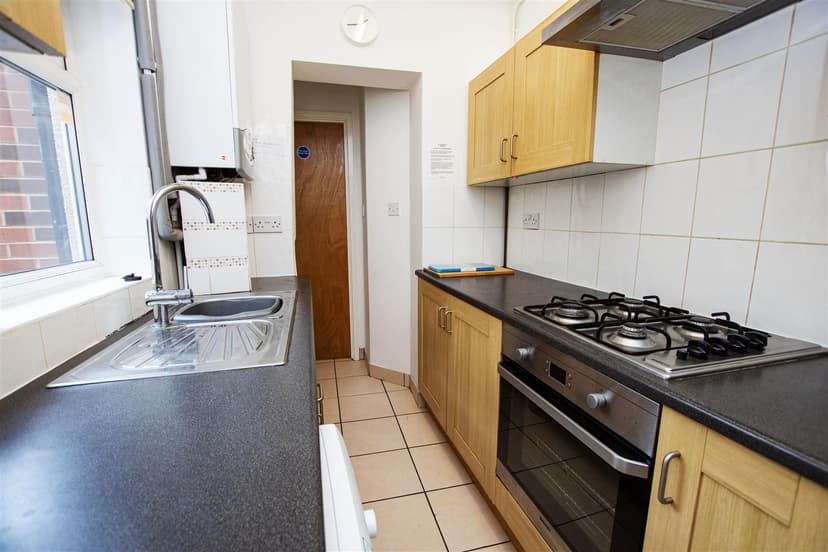 Gleave Road - Image 8