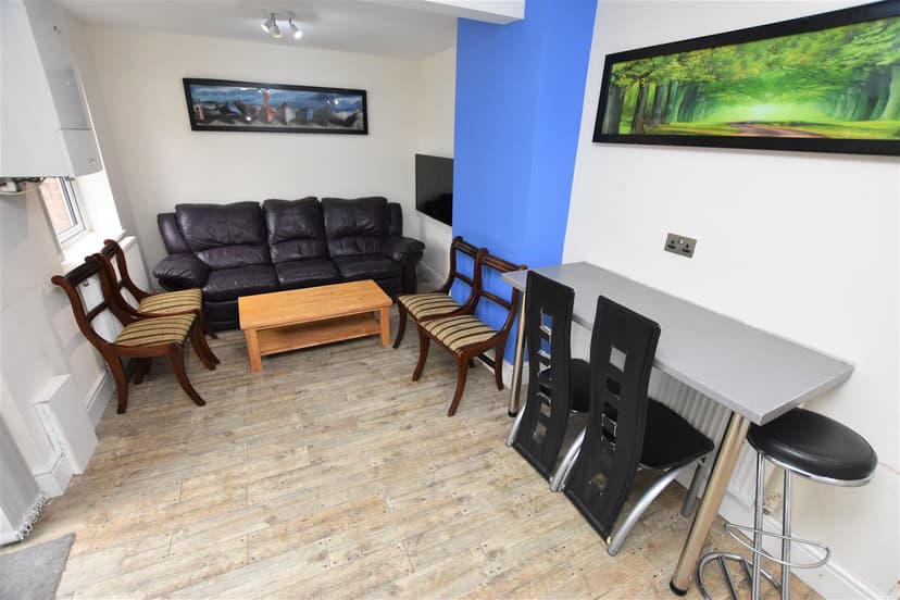 Cadleigh Gardens - Image 8