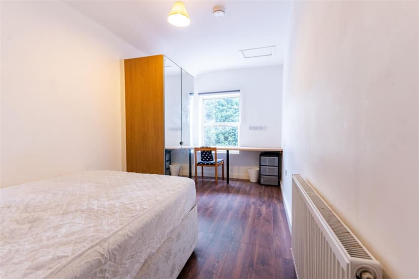 St. Edwards Road - Image 10