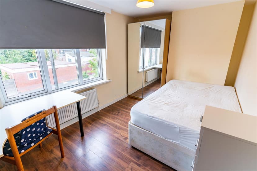 St. Edwards Road - Image 7