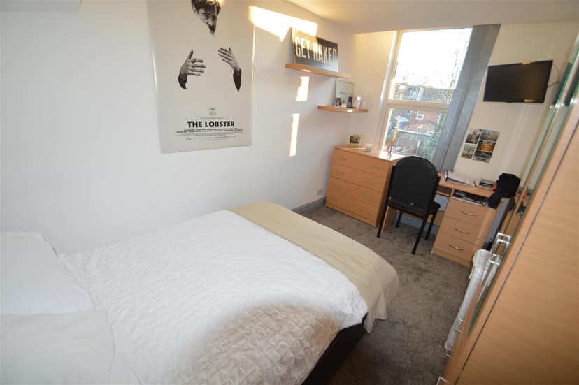 35, Teignmouth Road - Image 5