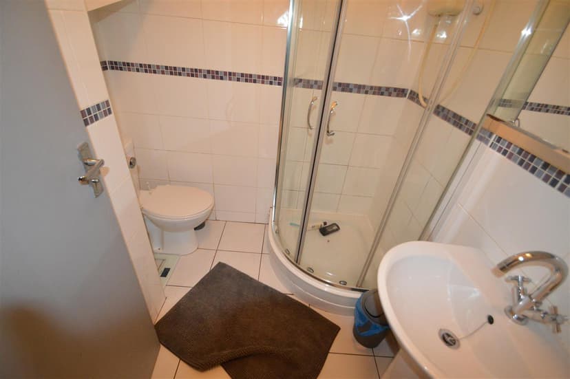 35, Teignmouth Road - Image 3