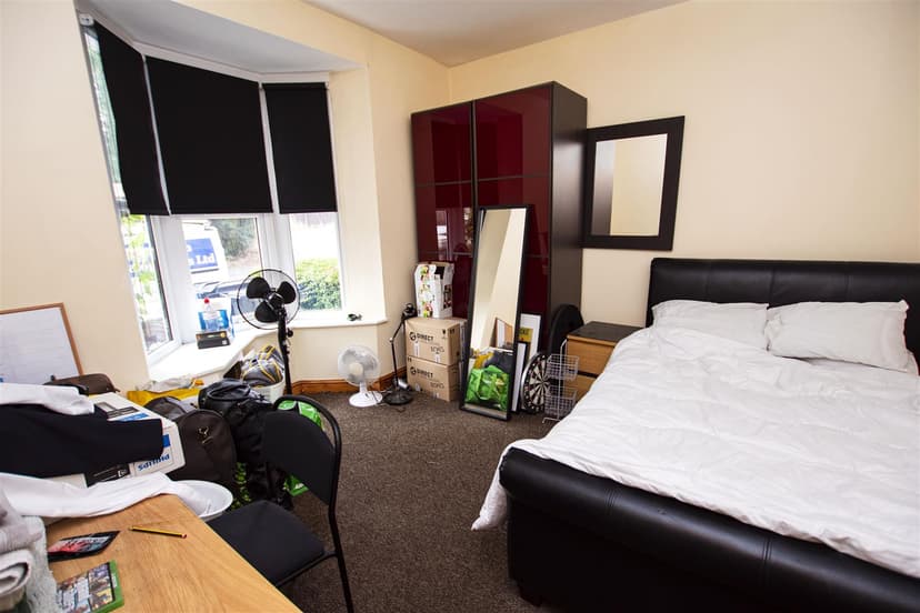 Heeley Road - Image 1