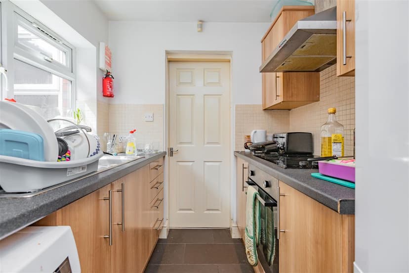 49, Dawlish Road - Image 12