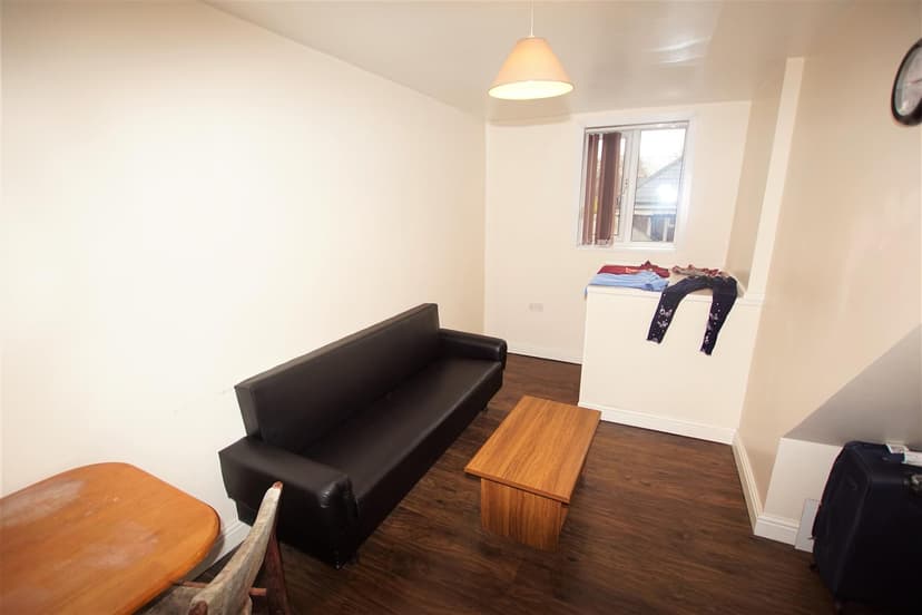 Flat C, Bristol Road - Image 5