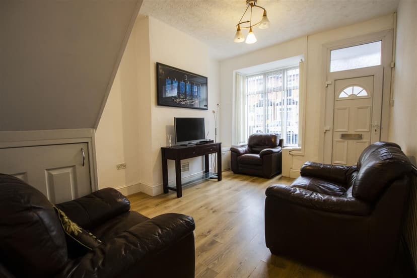 37, Gleave Road - Image 7