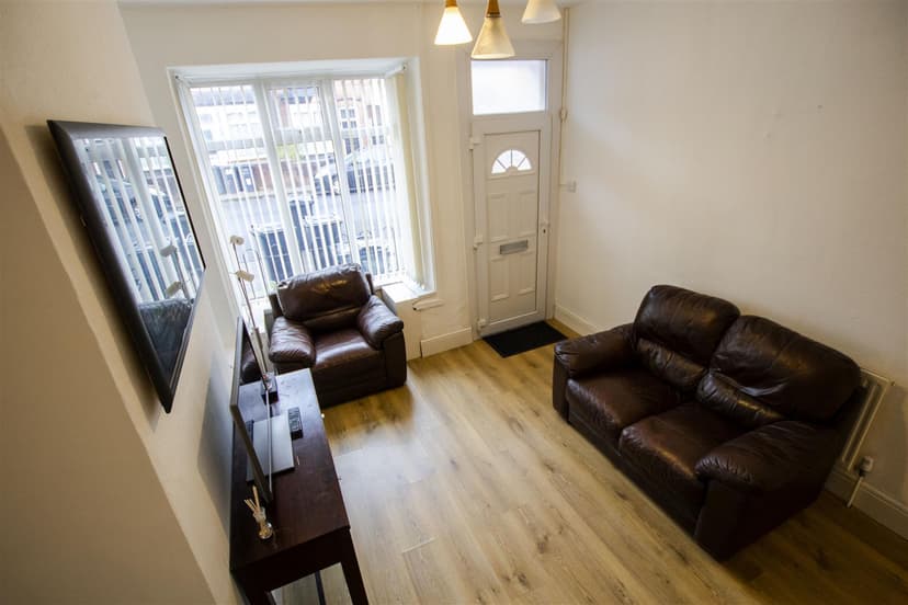 37, Gleave Road - Image 6