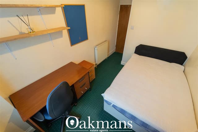 Warwards Lane - Image 9