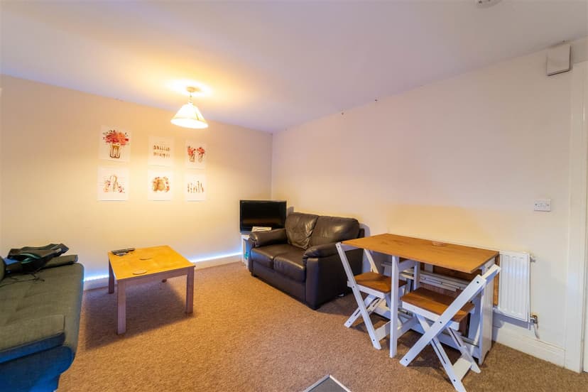 Studio 4, Oakfield Road - Image 7