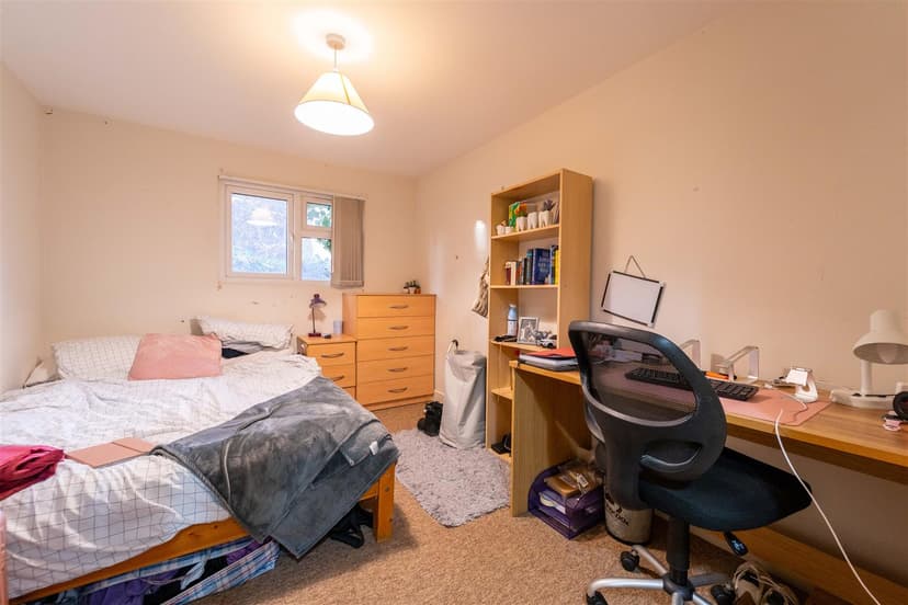 Studio 4, Oakfield Road - Image 4