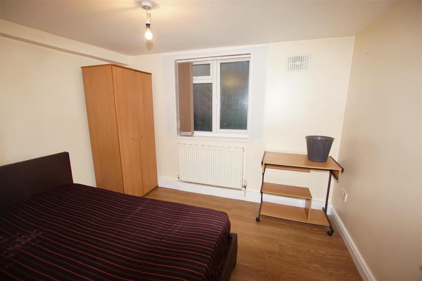 Flat D, Bristol Road - Image 5