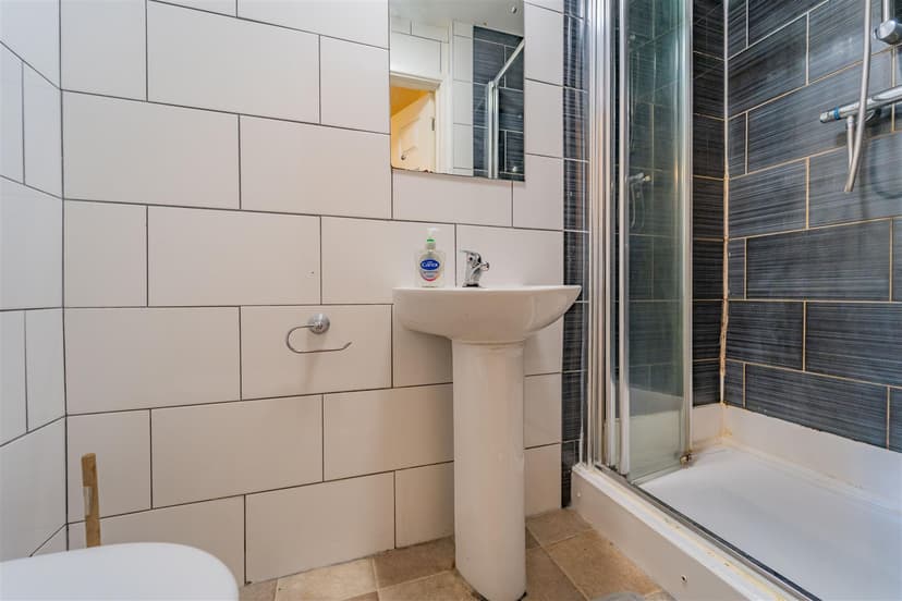 Tiverton Road - Image 2