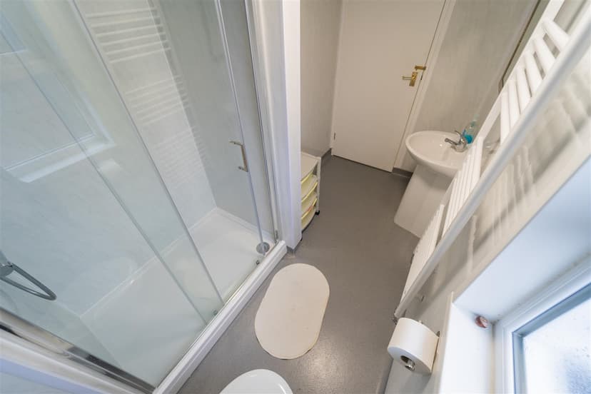 Warwards Lane - Image 3