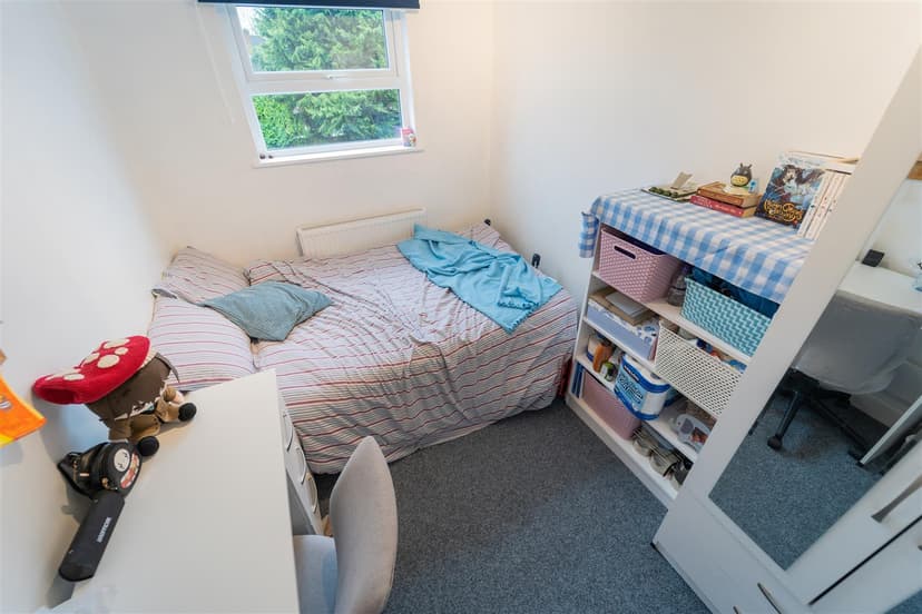 Warwards Lane - Image 2