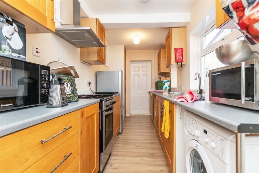 31, Wellman Croft - Image 22