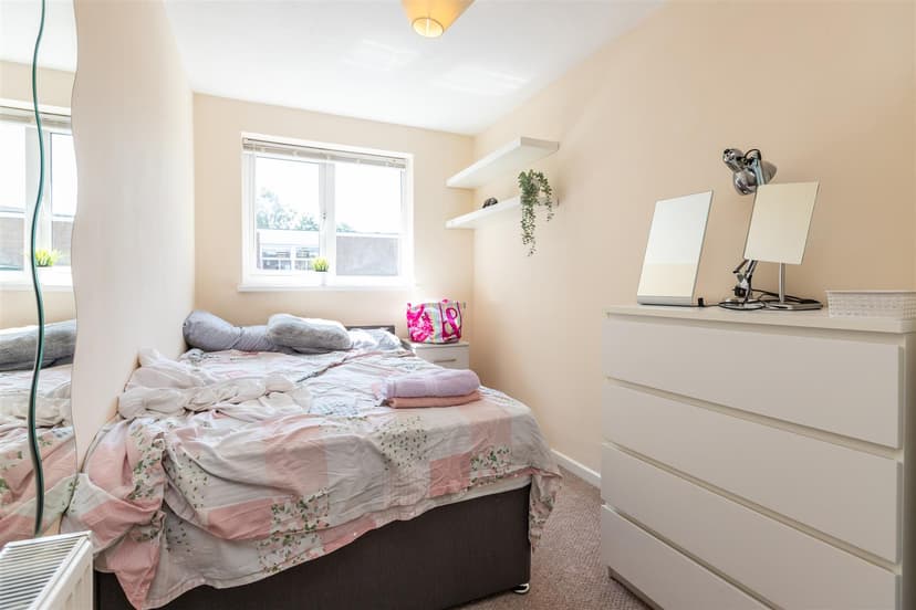 31, Wellman Croft - Image 14