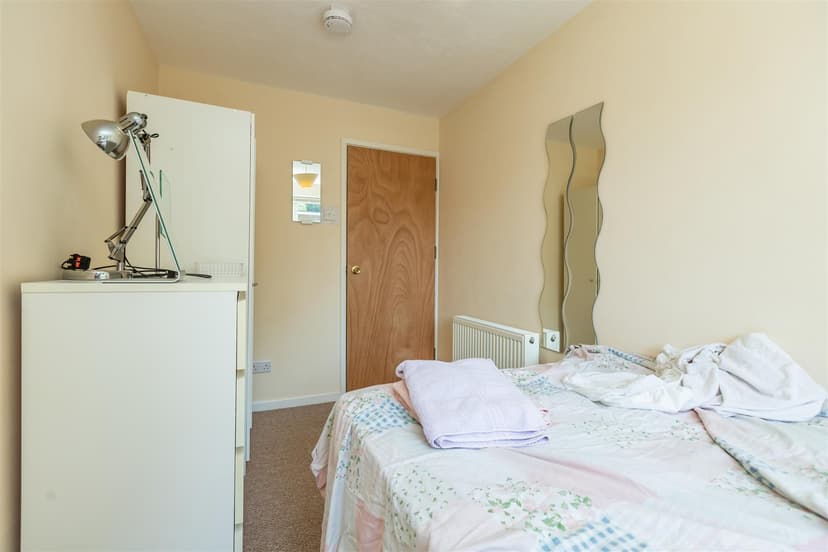 31, Wellman Croft - Image 12