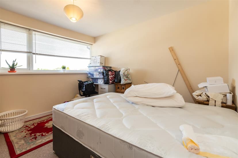 31, Wellman Croft - Image 8