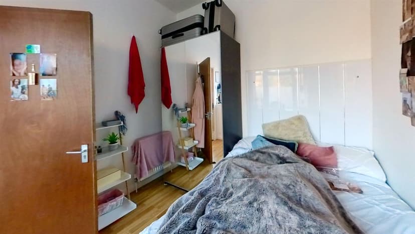 Croydon Road - Image 5