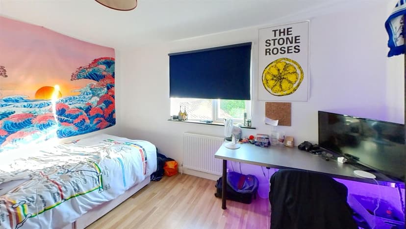 Croydon Road - Image 2