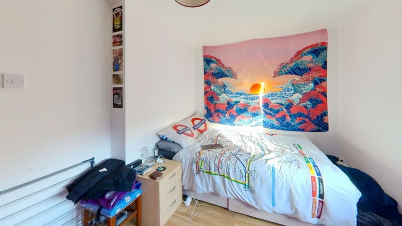 Croydon Road - Image 1