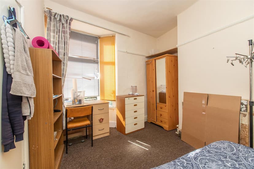 Hubert Road - Image 3