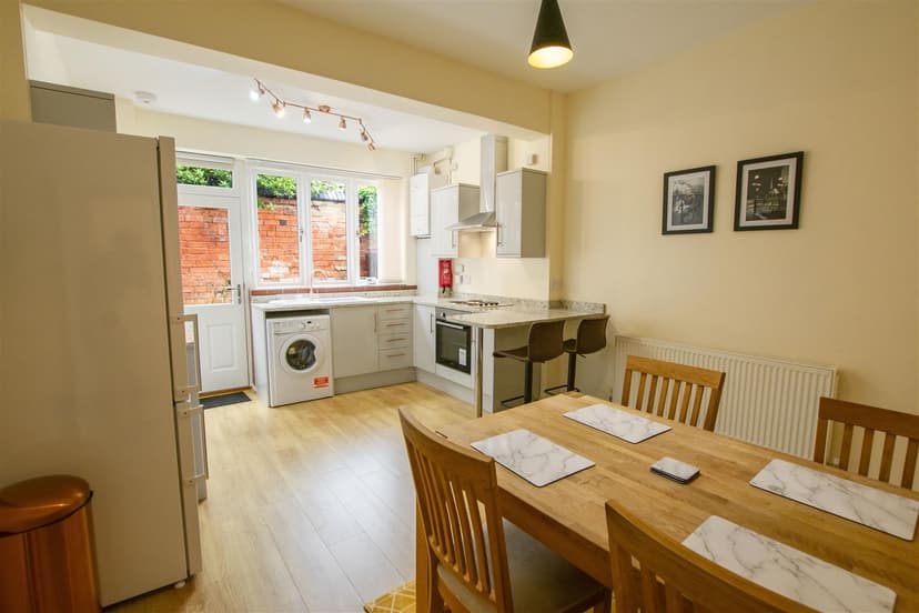 11, Tudor Terrace, Ravenhurst Road - Image 16