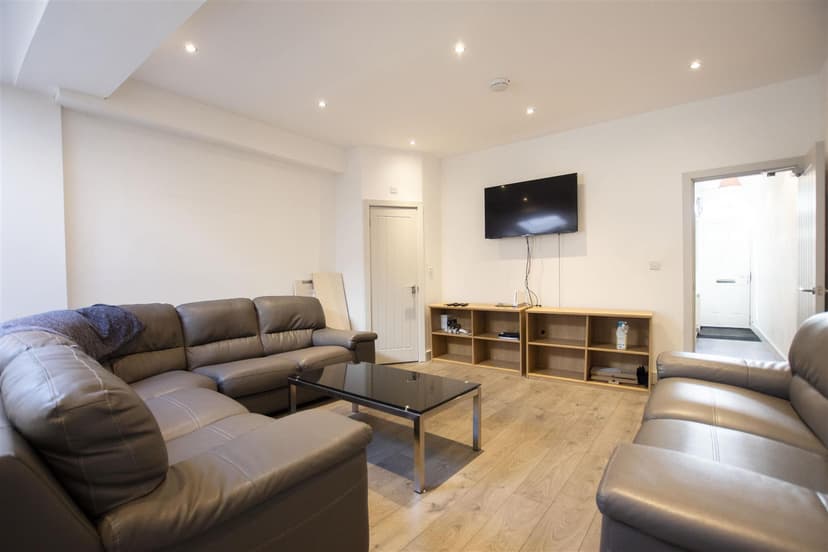 113, Dawlish Road - Image 6