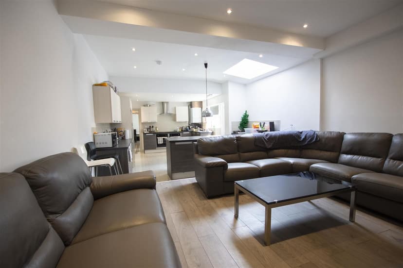 113, Dawlish Road - Image 1