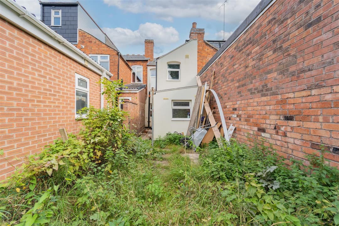 106, Hubert Road