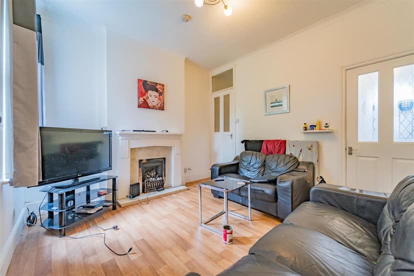 Tiverton Road - Image 15