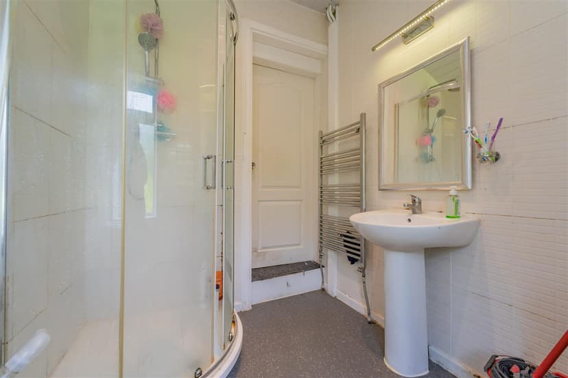 Tiverton Road - Image 12