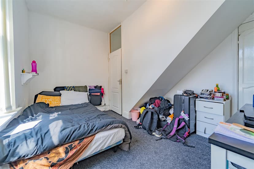 Tiverton Road - Image 7