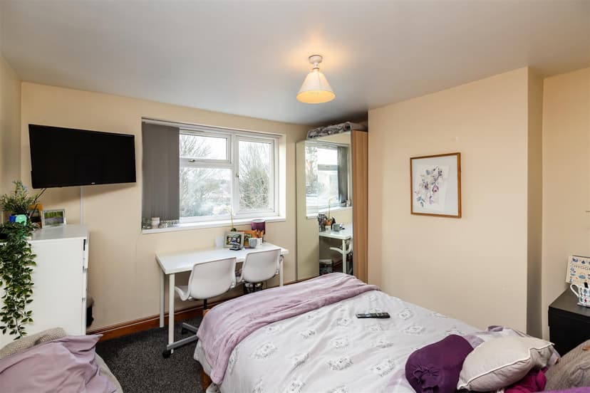 140, Bournbrook Road - Image 8