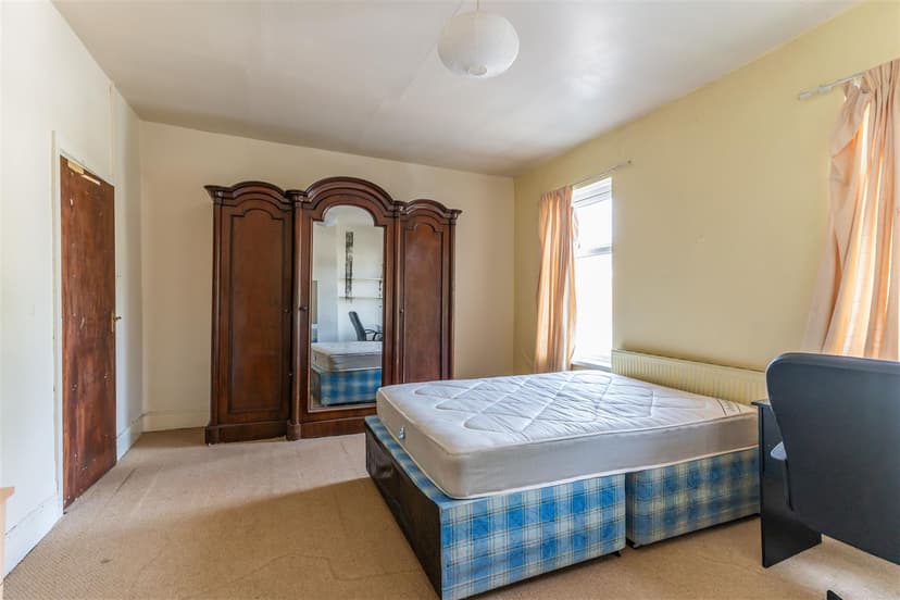 32, Bournbrook Road - Image 12